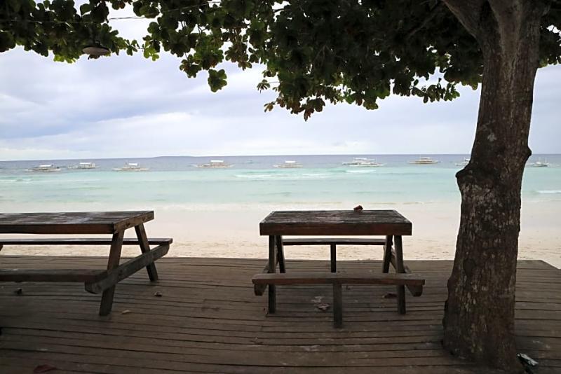Dubay Panglao Beachfront Resort Libaong Eksteriør bilde